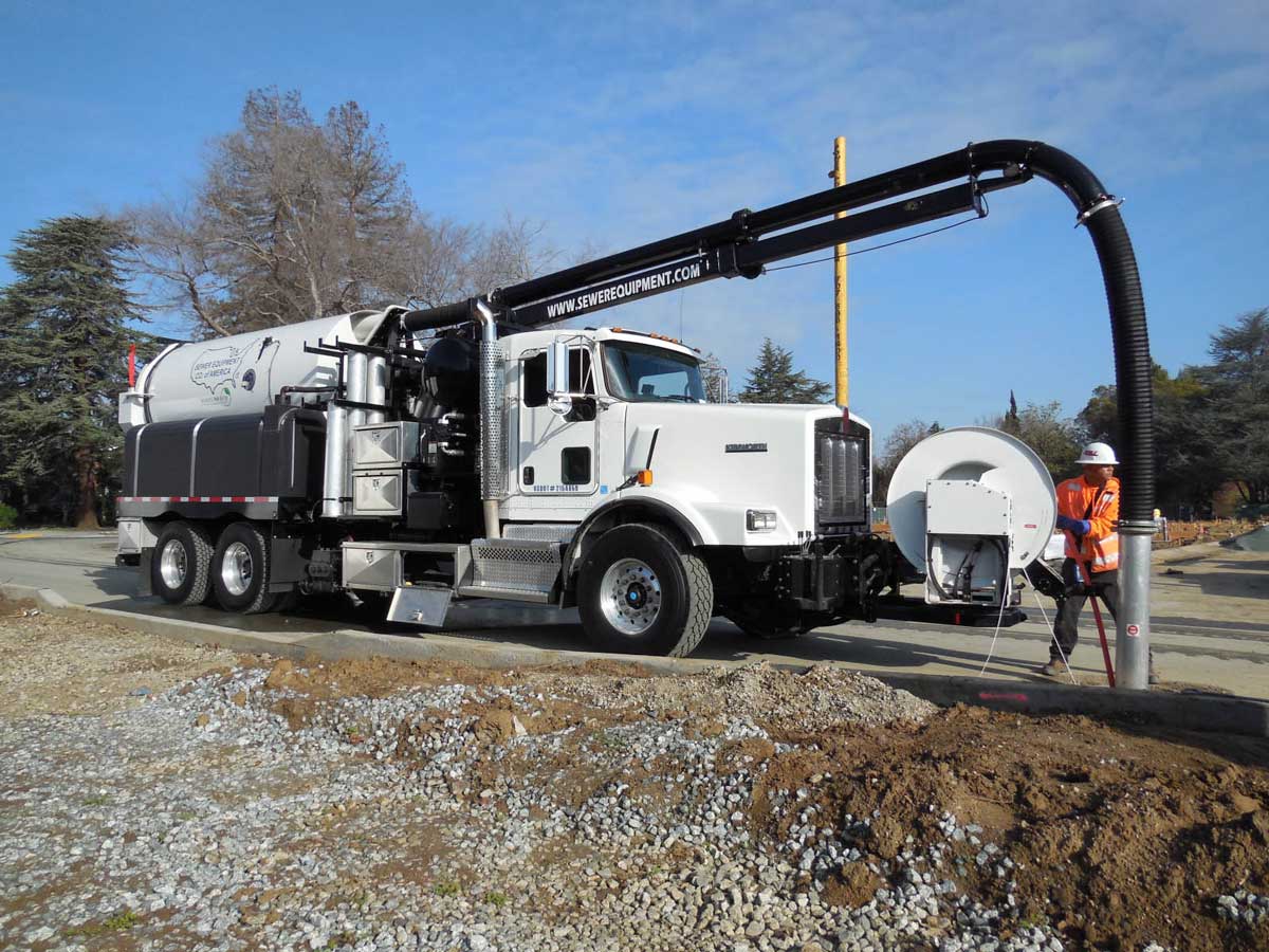 sewerclean2 Municipal equipment in the field