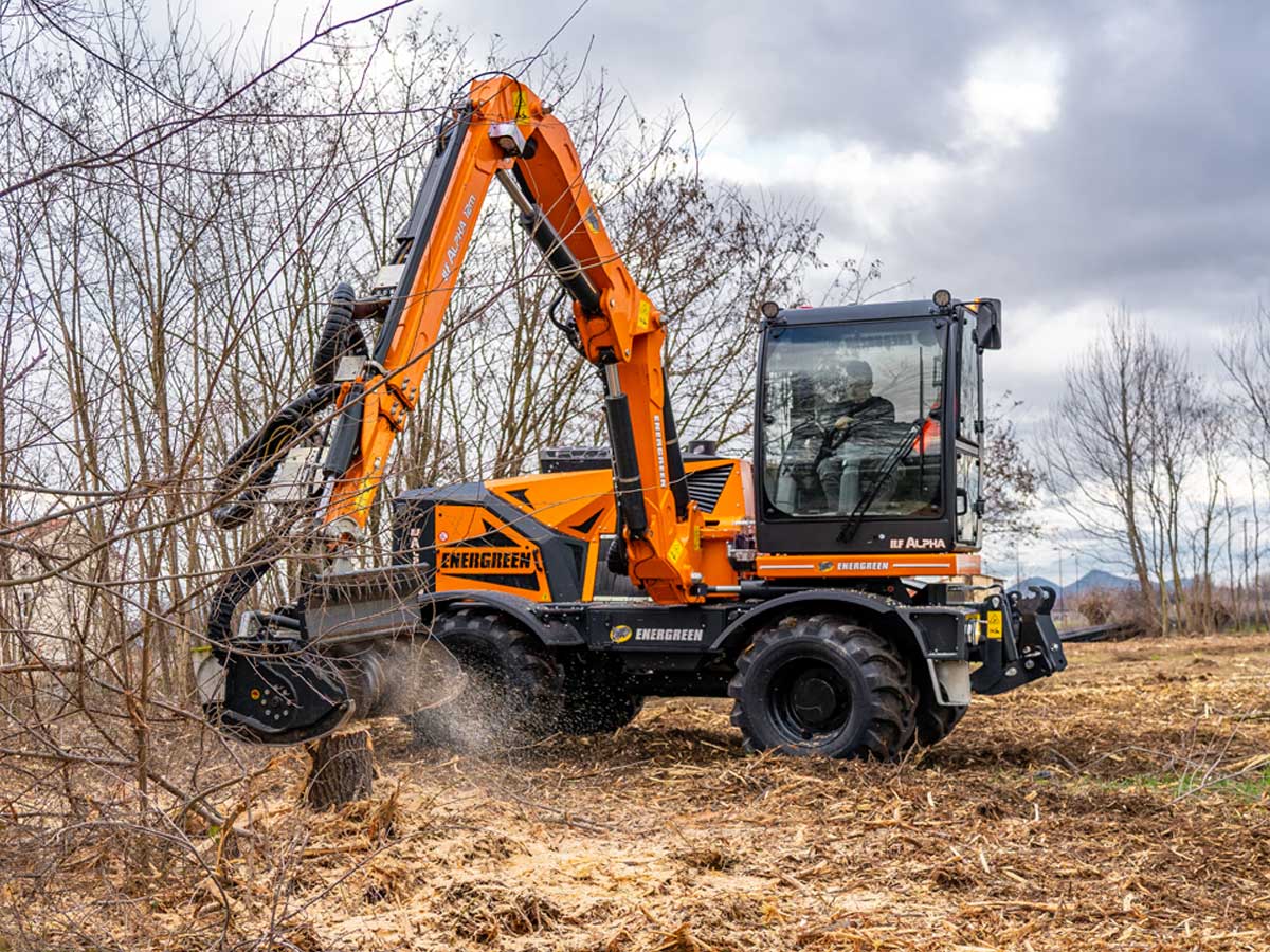 land-clearing-equipment-energreen-operation